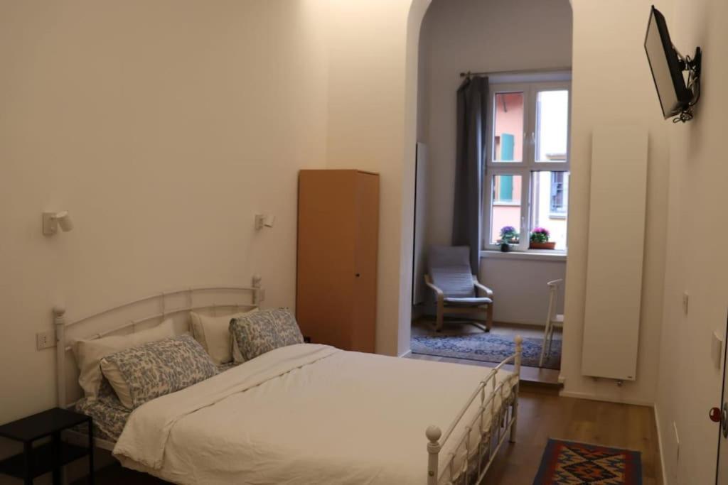 Little Apartment Over The Canal Bologna Kültér fotó